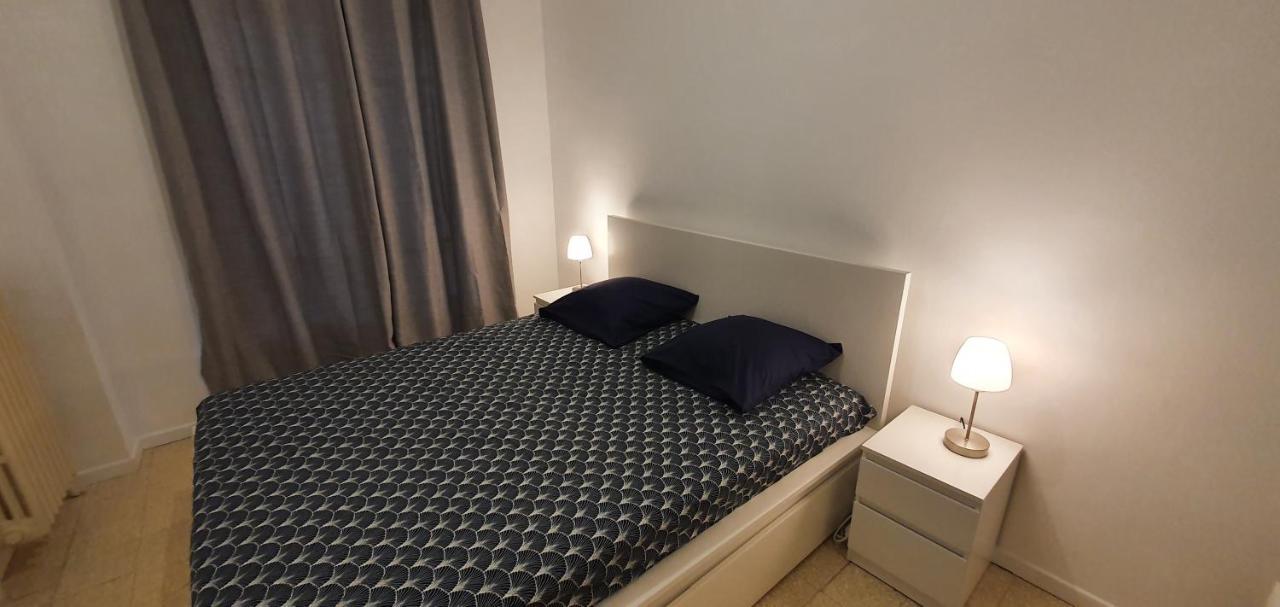 Appartement Entier Au Dessus De Villa, Climatisation Reversible Poele A Bois Tres Chaleureux , Wi Fi Parking Privee Gratuit Situation 500 M, Plage Et Centre Ville 滨海萨纳里 外观 照片